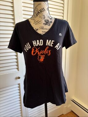 Majestic Black Orioles Script V-Neck Tee EUC M